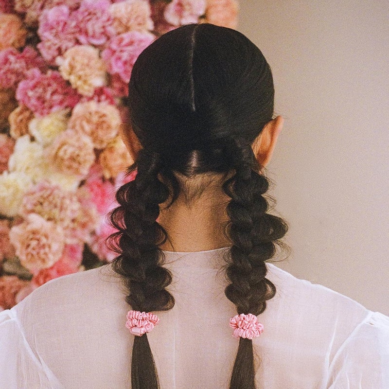 SLIP Skinny Scrunchies: Anti-Crease, Anti-Breakage Slipsilk™ Design Protects Delicate Hair | Includes 4 Pure Silk Scrunchies, Rose - new - Image 5
